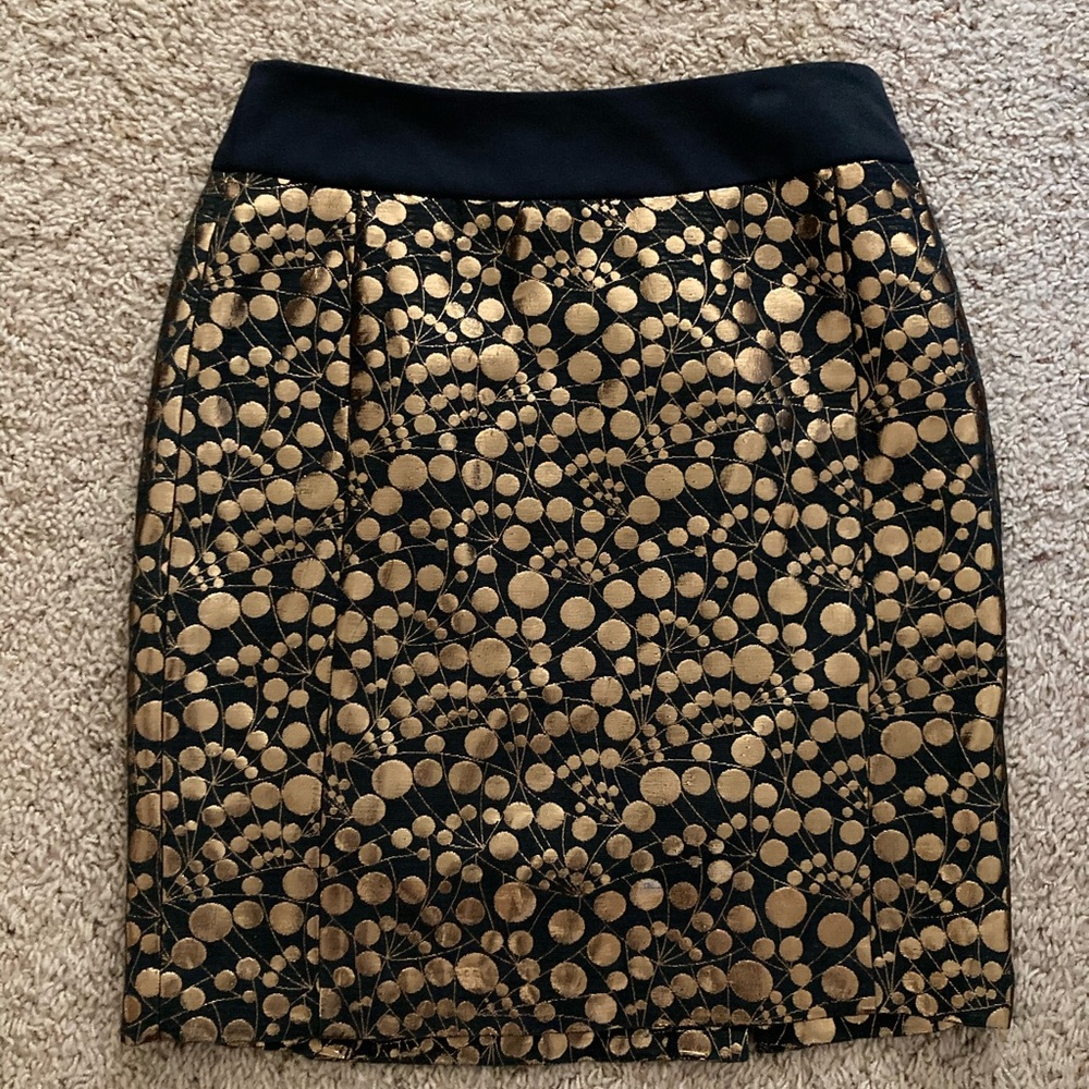 The Limited - Black/Shiny Gold Embellished Pencil Skirt  size 10